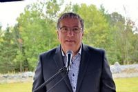 Paul Gingues persiste et signe